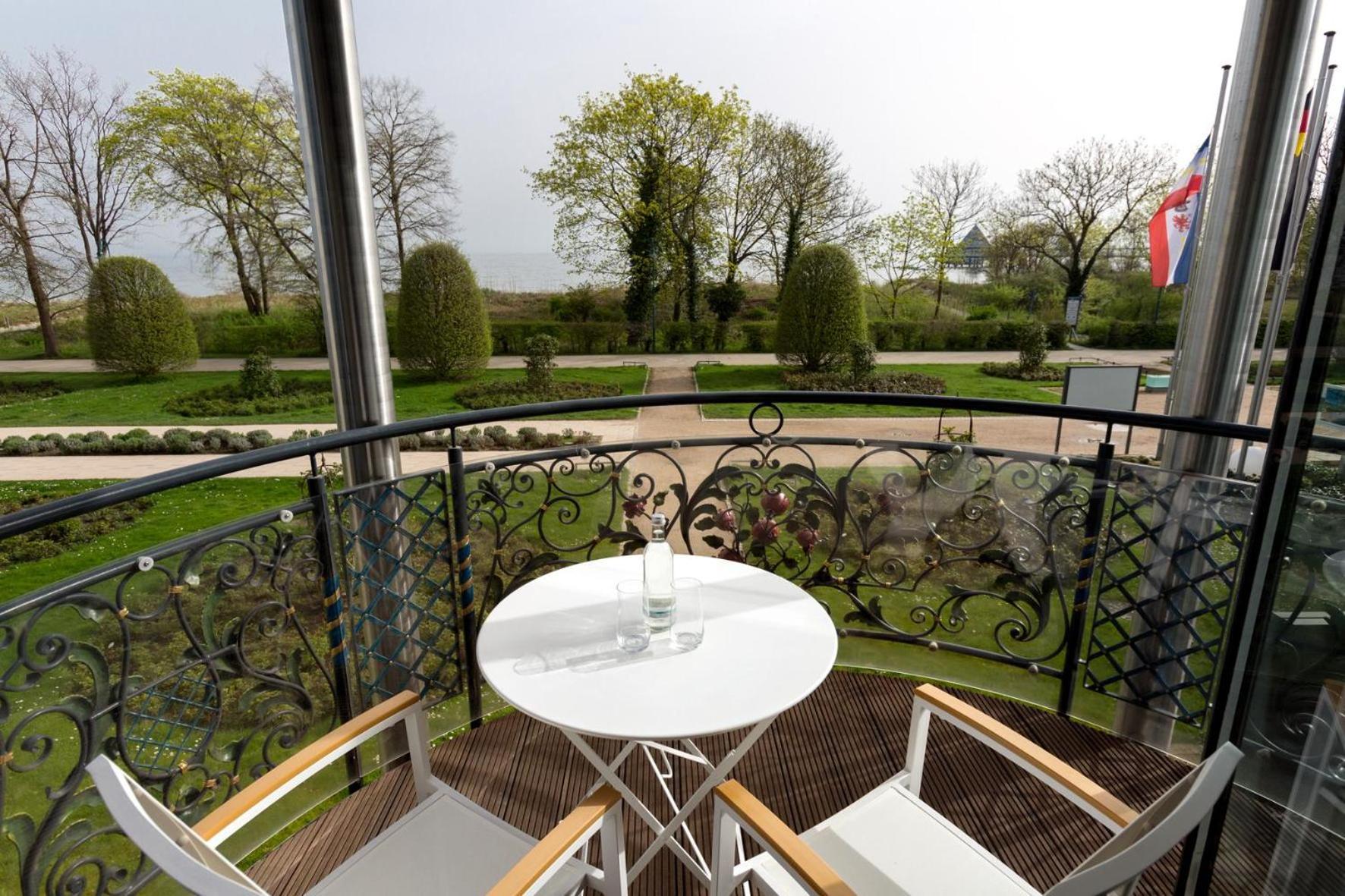 Hotel Kaiserhof Heringsdorf Екстериор снимка